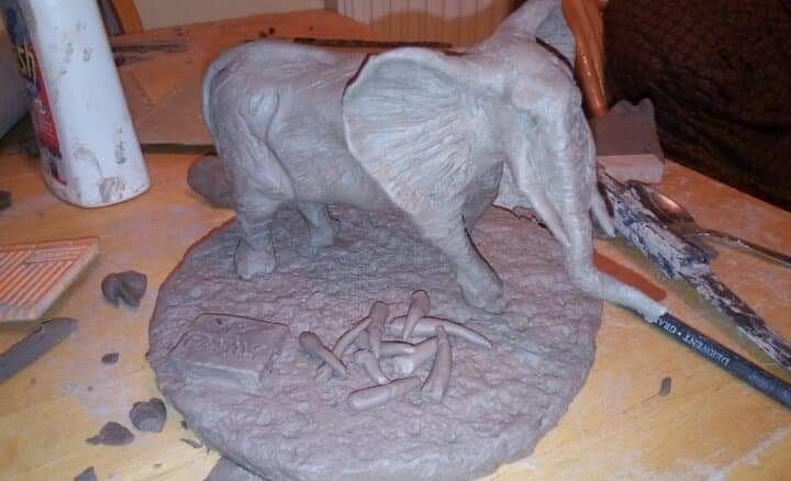 JSAppliedArts's tweet image. This evenings entertainment 🐘🐘