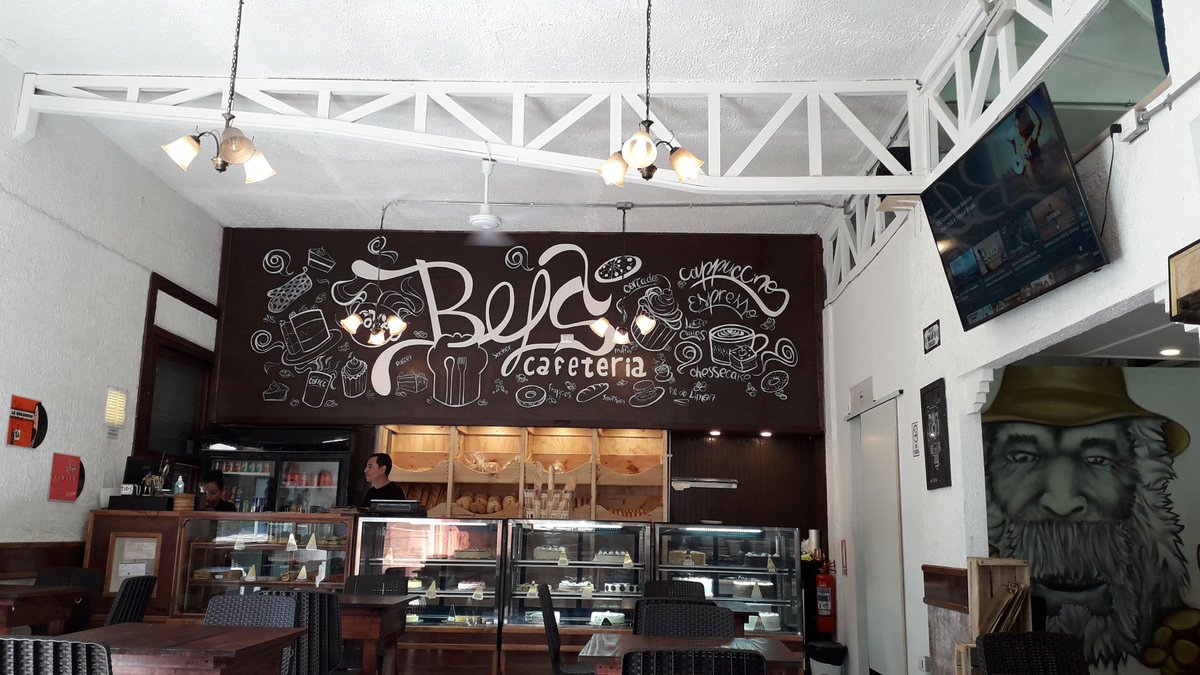 Cafeteria Bels queda en ed orchard con poupin muy buen servicio y cafe expreso #antofagasta