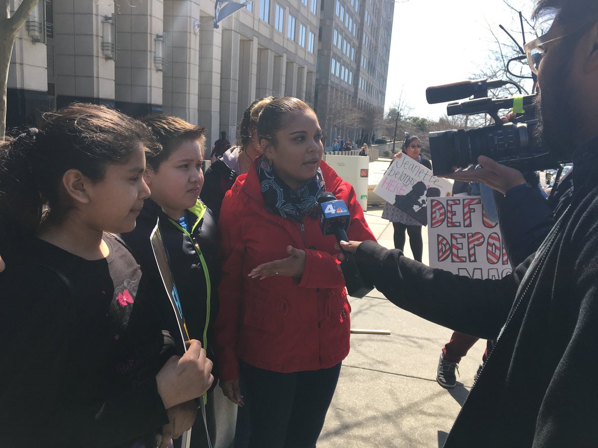 FIAnational's tweet photo. Today children, clergy &amp; people of faith took action by delivering letters to @timkaine &amp; @MarkWarnerVA asking them to intervene with #ICE on behalf of Rosa. We still need your support. Call @timkaine - 202-224-4024 &amp; @MarkWarnerVA - 202-224-2023 now!! #WeSupportRosa https://t.co/56faNkLY1M