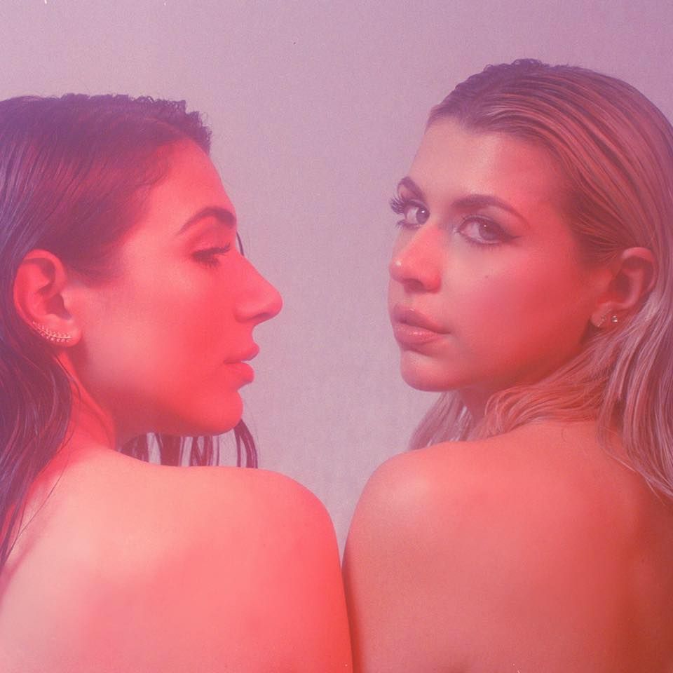 realrealclout's tweet photo. The no. 8 spot of our weekly #NewbornsChart is occupied by @RUUMER and their captivating single 'Downtown' https://t.co/f3tI1GicTn https://t.co/f7oRFKWyZ4