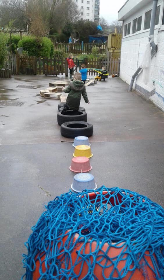 We have been challenging ourselves in the outdoor areas this week in woodpeckers! We have been setting up obstacles courses and pushing ourselves to complete them!