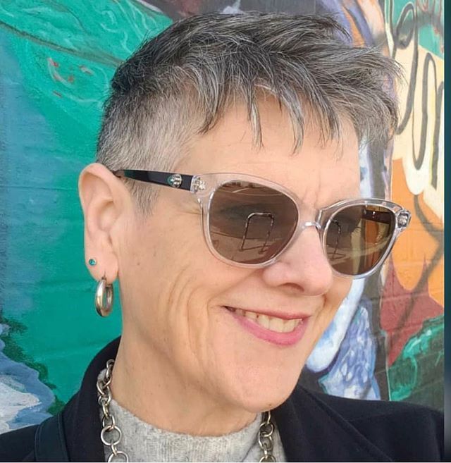 BuzzcutGuide's tweet image. Buzzcut: Amazing work from @salonfolklore on @lovelypdub hair! ❤️🏳️‍🌈✂️ #femme #shorthair #shorthairideas #shorthairinspiration #grayhair #hairandfashion #queerhair #queerhaircuts #queerstyle #queerfashion #shorthairideas #shorthairstyles