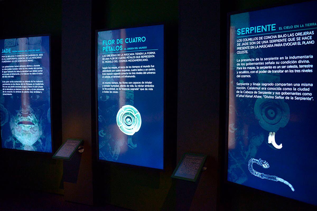 CreamosTec's tweet photo. Máscara de Calakmul, en Casa de México https://t.co/q0EfhgeXAN