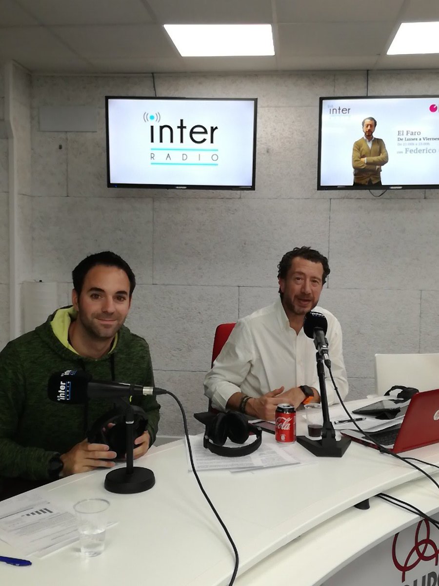 elfaro_ri's tweet photo. Hoy en @elfaro_ri, en una nueva sección de @masqueejercicio 💪 @FedericoQuevedo  y @CUIDATEDELUXE nos adentran al mundo del esquí 🎿 no te pierdas la sección! En la 918 AM, 93.5 FM, 97.5 FM y https://t.co/CK0xnQG876 #elfaro14mar https://t.co/ghBRvbSDuF