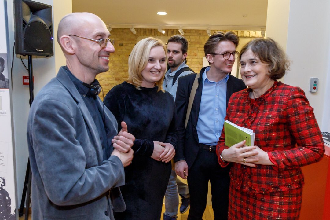 KWmagazyn's tweet photo. 📕Dziś w Centrum Tolerancji Państwowego Muzeum Żydowskiego im. Gaona Wileńskiego w Wilnie odbyła się prezentacja książki Ilony Lewandowskiej pt. „Tak teraz postępują uczciwi ludzie… Polacy z Wileńszczyzny ratujący Żydów”. Książka została wydana przez @PLInst_Vilnius. 👏 https://t.co/MIRPnqvBoX