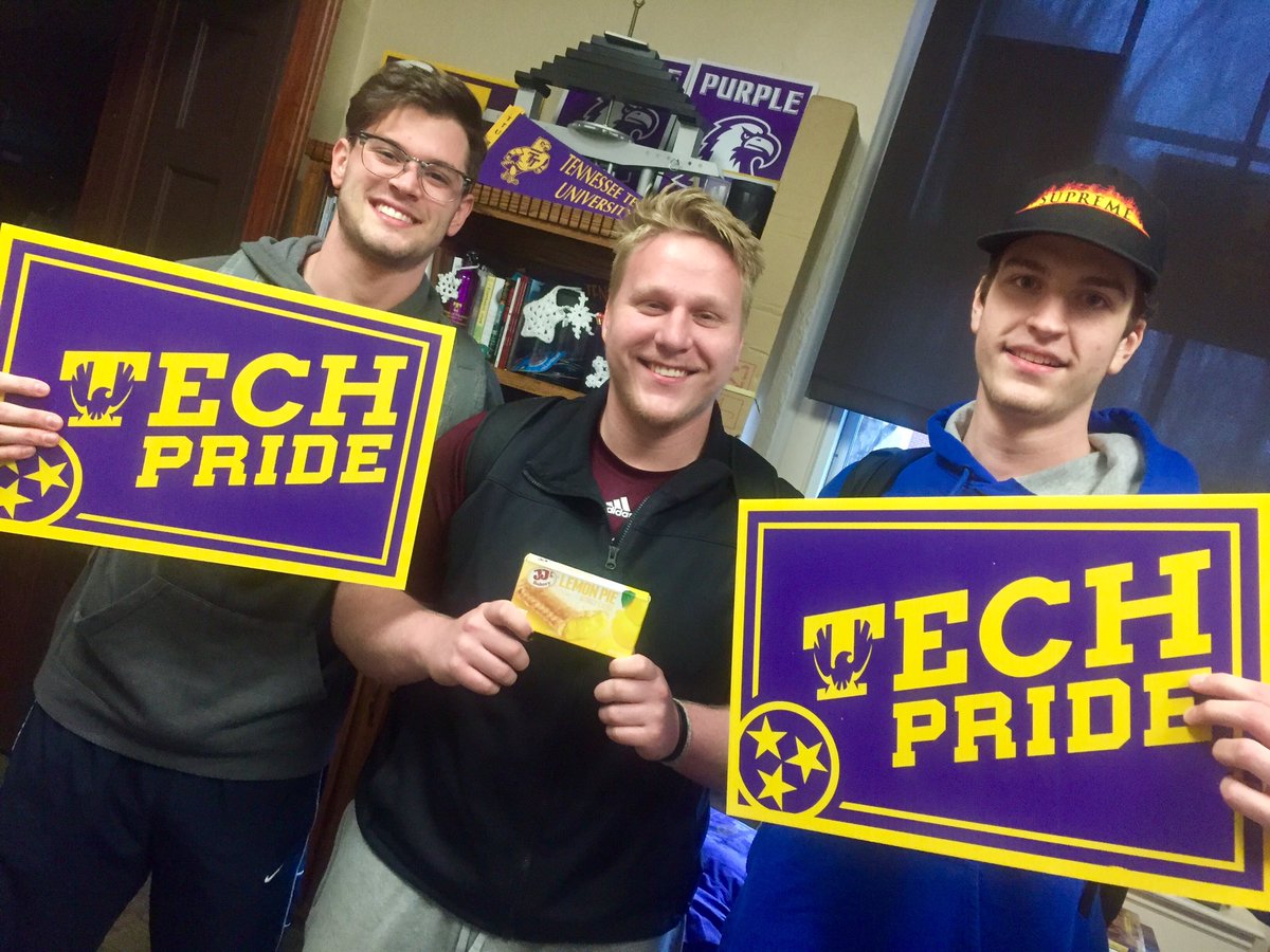 drjuliebaker's tweet photo. More #PiDay!! Look at these lucky winners!! #PieForPi #STEM @jeremywendt @drkillman @TTUEXPWADVISORS @TTUEXPW @TTUCOESSC @OakleySTEM #WingsUp https://t.co/x3jgwvaq1p