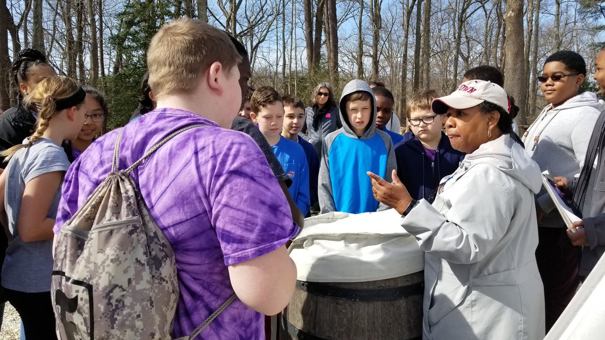 WaltonWorldCCPS's tweet photo. Our victory at Yorktown.  Wonderful field experience, engaging guides, gorgeous weather, fa ntastic chaperones, amazing kids! @AZombron @studentssmiling @Lynnebland #historyisfun #MCMSWeRoar https://t.co/kCTNQW0fH0