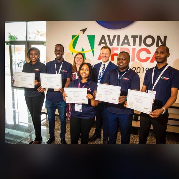 fabniyonkuru's tweet photo. Thanks @Mark and @Alison for this certificate we really appreciate it. After organising Aviation Africa conference in convention center
#aviadev, #aviatorafrica, #aviassist, #avaf19, #Jonhowell, #Toniaviator, #uniChallenge19, #rwandair, #rac,#airlines, #airports https://t.co/9YEAdmwcx0