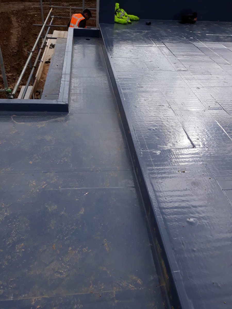 smith_micksmith's tweet photo. Great install of Evalon VSK by #jhspecialistroofing  #alwitraarmy #theonlywayisvsk #icbwaterproofing https://t.co/D0w50ksB3B