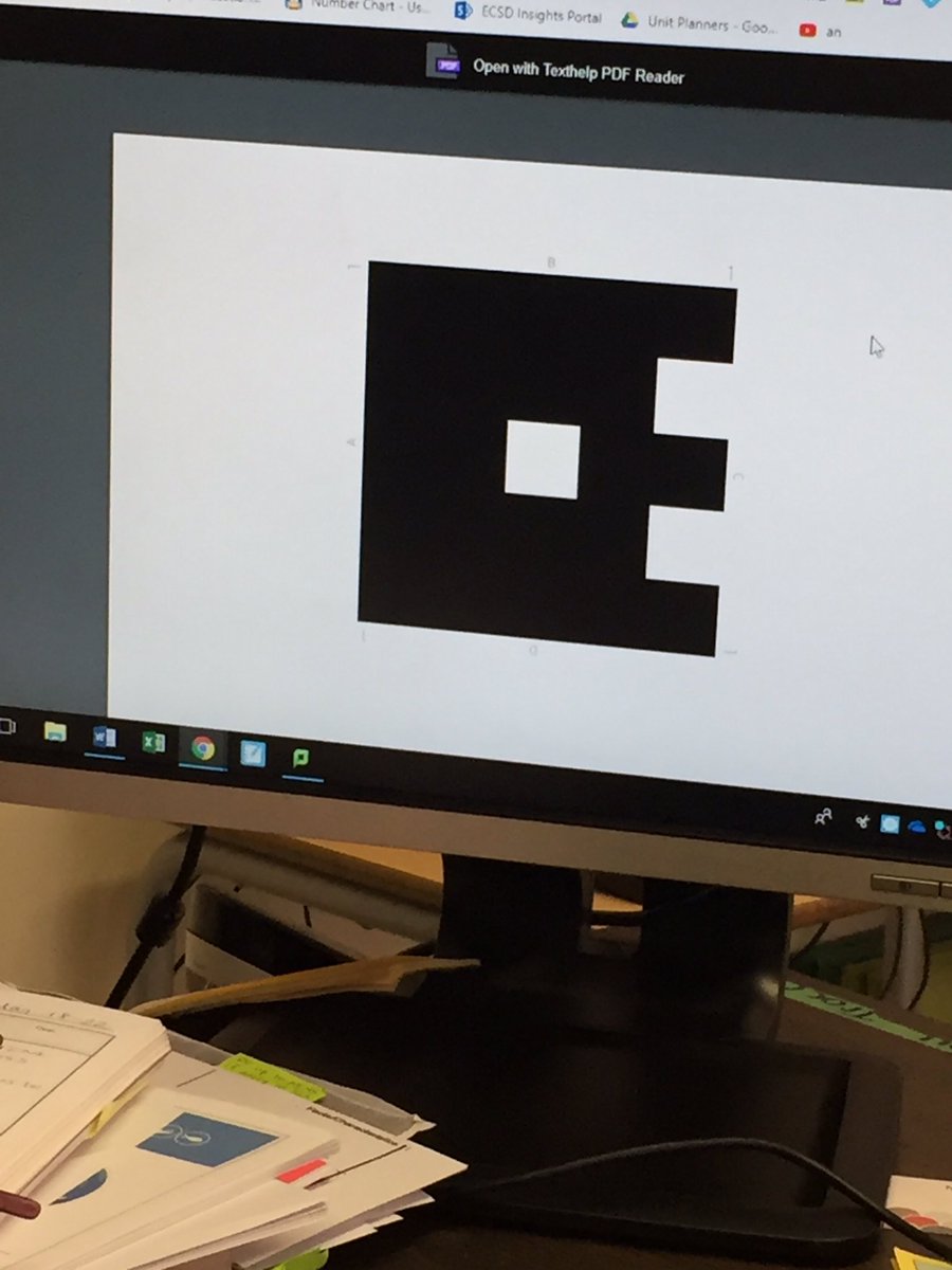 mrsgraber2's tweet photo. Teaching @LT_mm3 how to Plicker it up!! #StClementCLB https://t.co/kb9D2qOl63