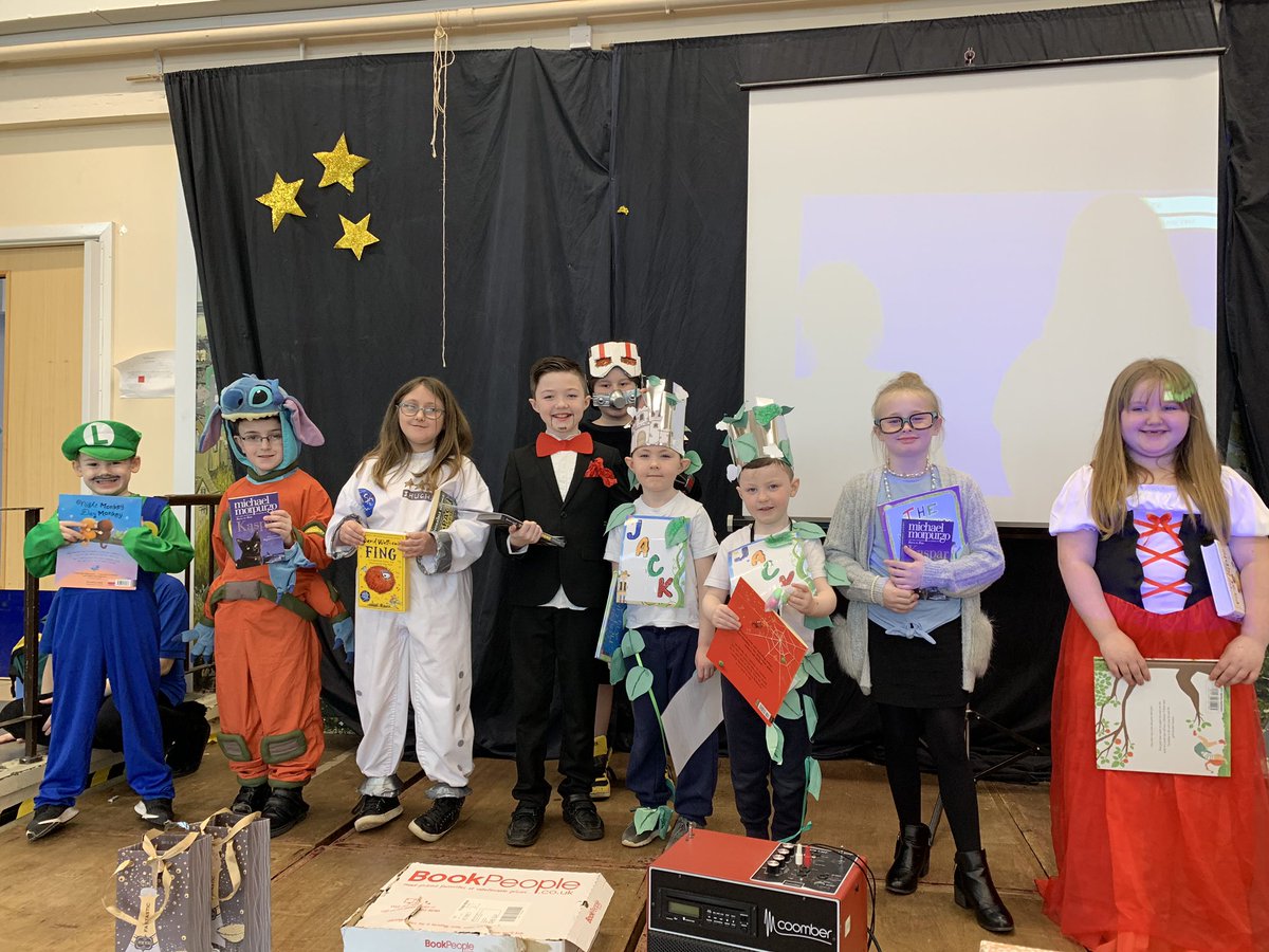 portmeadp's tweet photo. Well done to everyone today for your huge effort in celebrating #WorldBookDay2019 Here are our costume winners! 👏🏻#pmdplit https://t.co/dM3FfrA121