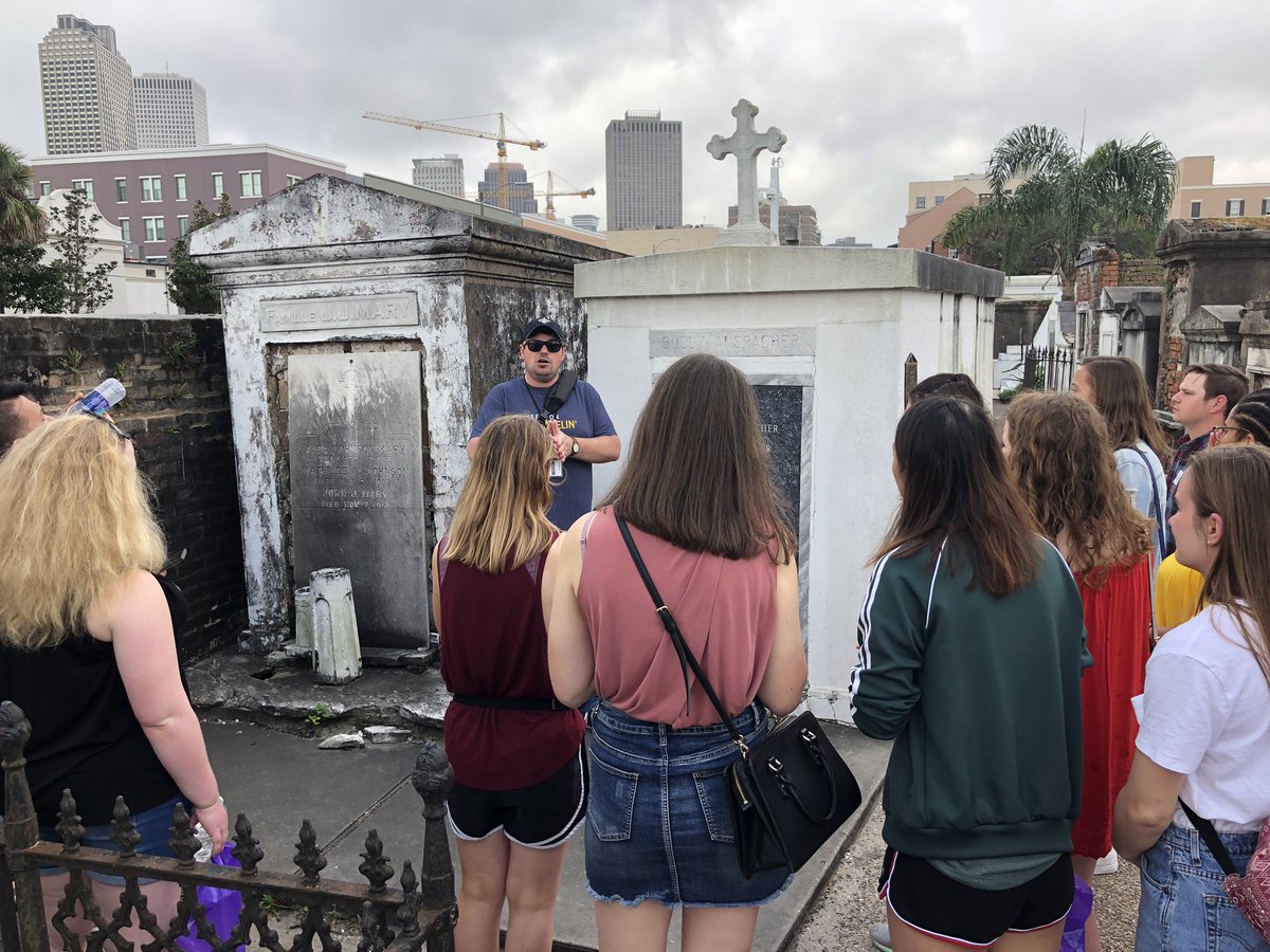 Spooky cemetery tour this morning! 👻 Hopefully we don’t bring any ghosts back to Springy!