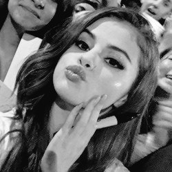 SelGVoteStats's tweet photo. STATS for #KCA: Favourite Female Voice from an Animated Movie 📊

1. @selenagomez: 34.5K (+7.7k)
2. Hailee Steinfeld: 29.2K (+5.4k)

GAP: 5.3k

KEEP GOING FAM! #VoteSelenaGomezAnimatedVoice

© selgvotestats https://t.co/E1BK5Kwmp1