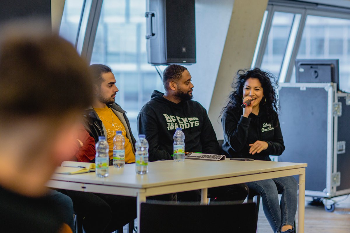 artsuniplym's tweet photo. "The people have to unite to transform and make change." — @ShayDRap, who has curated the UK's first all female hip hop tour, at 'SPEAKING TRUTH TO POWER', a panel talk at @TateExchange with @plymouthart. #MakingLearning #TateExchange https://t.co/TxWgywLiOV