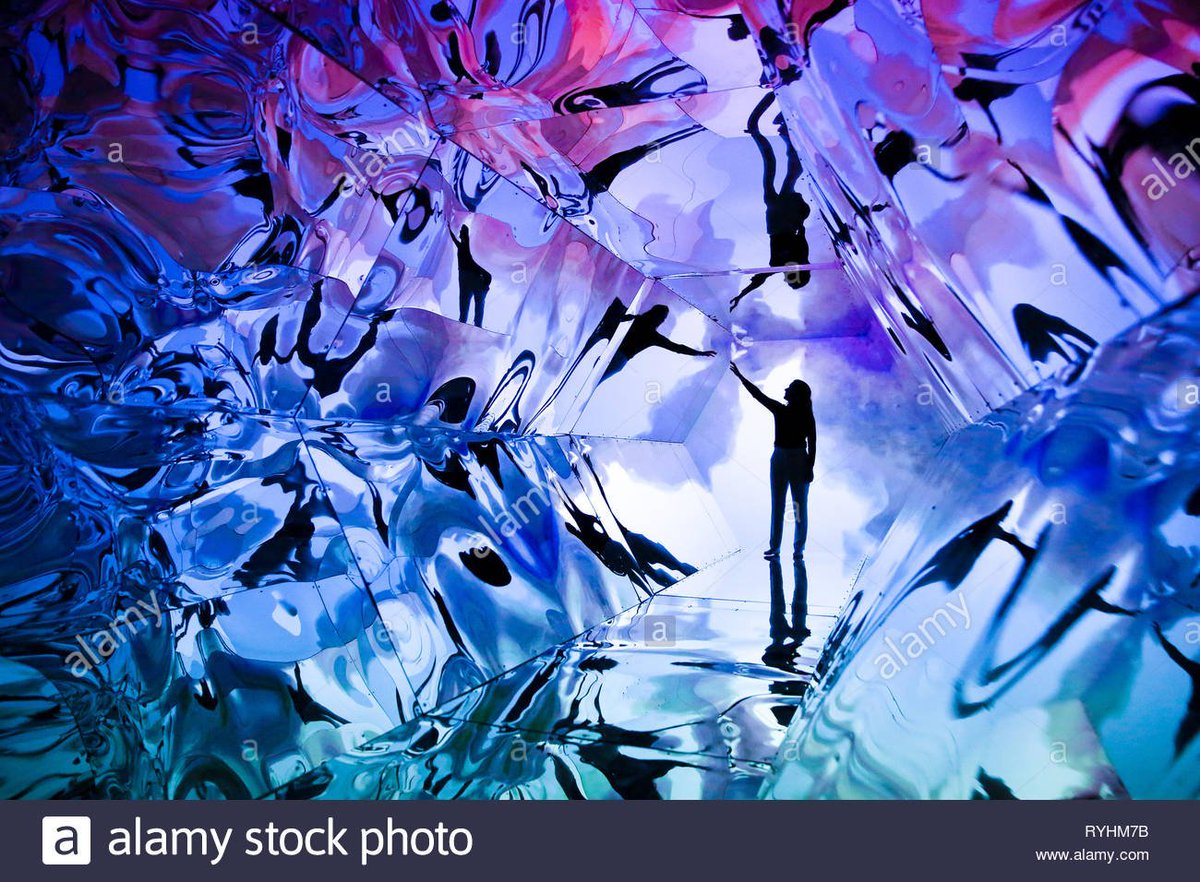 Dinendra_Haria's tweet photo. In pics - In pics -@Laura_Buckley's Fata Morgana, a dazzling and disorientating large-scale kaleidoscope @saatchi_gallery which opens on Friday 15 March. 
#SaatchiGallery #exhibition #kaleidoscope #londonart #artist #laurabuckley #FataMorgana
More pics - https://t.co/O3vhscBlQD https://t.co/OJbMXgoKlF