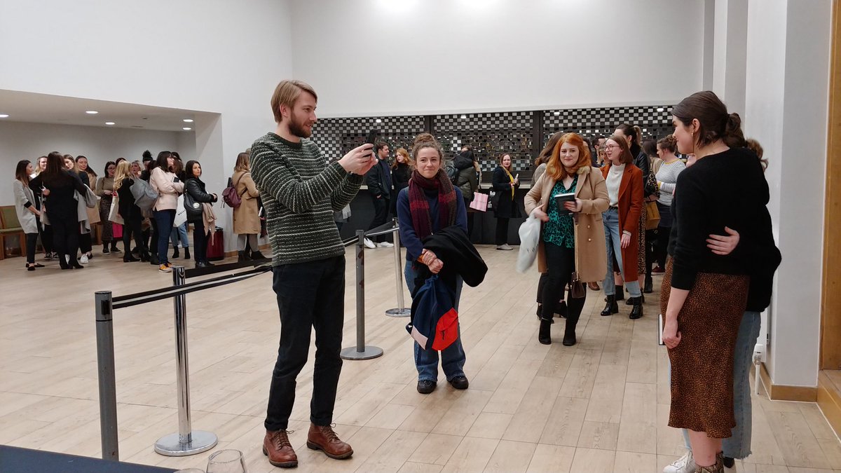 kapaterson's tweet image. Just a few people in the signing queue at #AyeWrite for @TheAnnaEdit. Thanks to everyone who joined us.