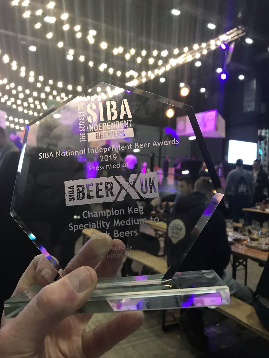 HammertonBrew's tweet photo. Unexpected!! But thank you!! GOLD win for CRUNCH!! #beerX @SIBA_BeerX #ChampionPBMS https://t.co/7VuWAaHVwp