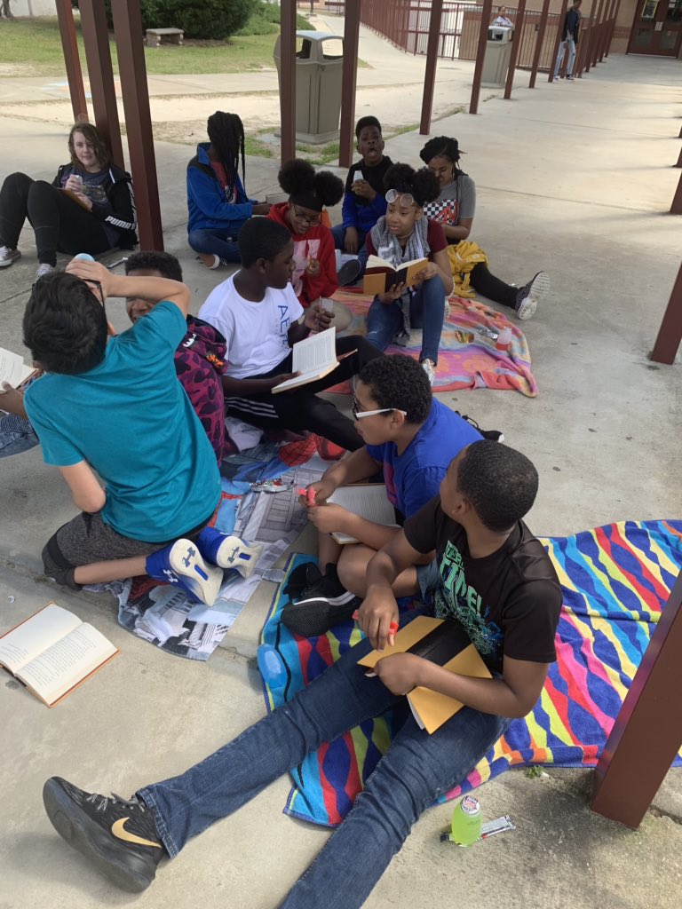 leannhaga's tweet photo. It was the most perfect day to finish reading A Long Walk to Water with a reading picnic!!  #readersareleaders #middleschoolela #iteachmiddleschool @ELWMS https://t.co/CuvZPFxaQX