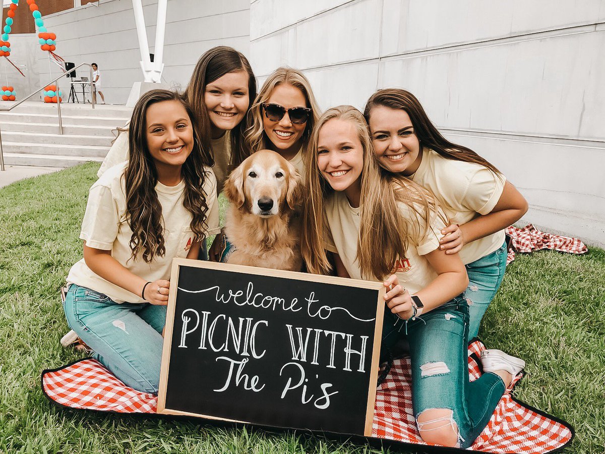 ✱ we do it for ⇢ the RMHC ✱ thank you to everyone who donated and supported Picnic with the Pi’s! ADPi ♡’s the Ronald McDonald House