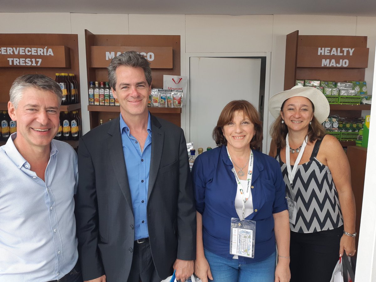 Otra hermosa jornada en #Expoagro2019 visita a #pymes que participaron en las escuelas de negocios de @AgroindustriaAR 
Gracias <a href="/aliciafregonese/">Alicia Fregonese</a> por acompañarnos siempre y promover nuestros programas!!! Y seguimos...mucho para compartir!
<a href="/AndresMurchison/">Andrés Murchison</a> 
<a href="/TerzoMarcelo/">Marcelo Terzo</a>