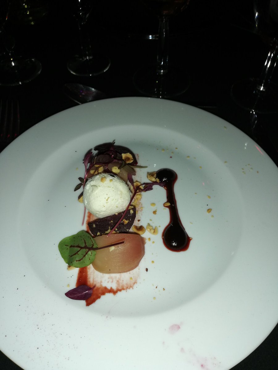 Beautiful vegetarian meal #RRA19 😋