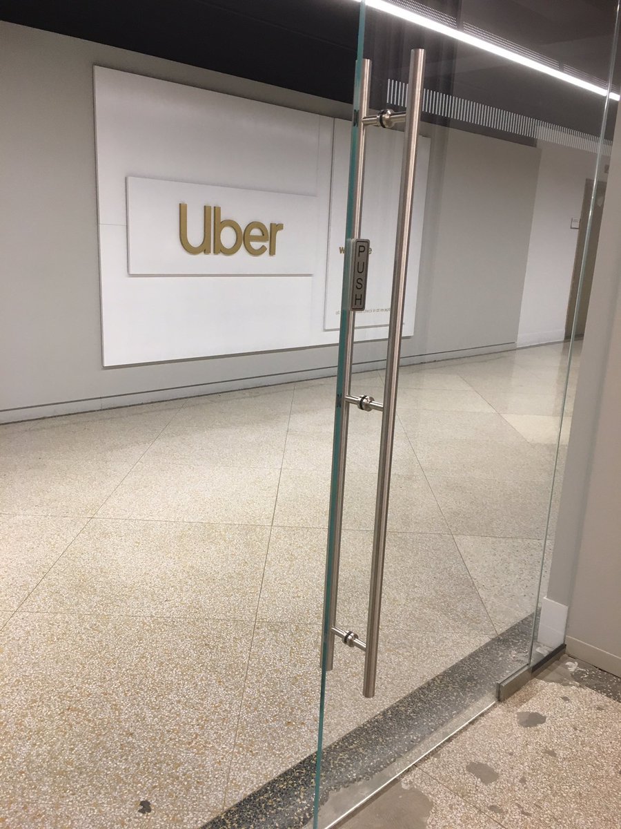 DavidLuBlog's tweet image. Arrived at Uber Technology building in NYC for tonight’s Data Engineering and Machine Learning tech talk.#uberNYC #UberEatNYC #TechTak #PiDay2019