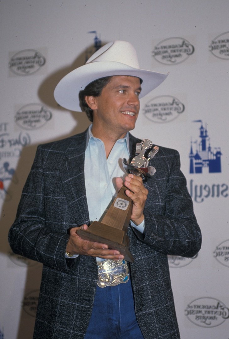 GeorgeStrait's tweet photo. '86, '89, '97 @ACMawards #tbt Tune in to this year's awards for a special performance from #GeorgeStrait, April 7 on CBS! https://t.co/DBBzQfNcFd