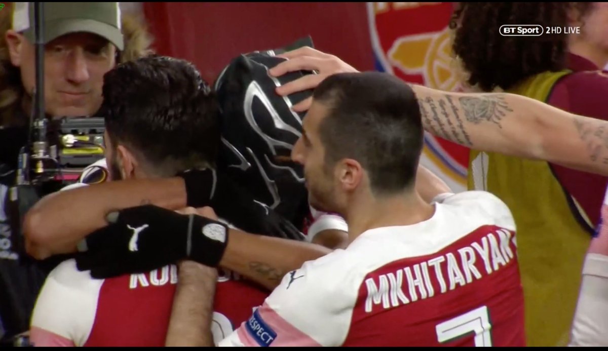 Sajeel1379's tweet photo. We were never gonna lose this with a Marvel Superhero on our side #Aubameyang #Auba #RENARS https://t.co/Sxutgj3mRi