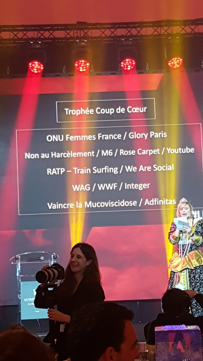 Alban_Jarry's tweet photo. Nominés au trophée du coup de coeur lors des trophées du #marketing #Digital 

Présentation de @ONUFemmesFR pour sa campagne contre le harcèlement envers les femmes

#lndr #transfonum #altruisme https://t.co/ZNgr2GqTqr