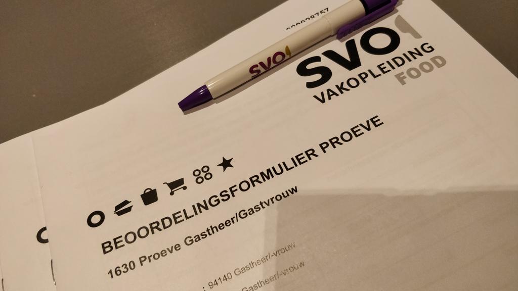 3x <a href="/ColourKitchen/">The Colour Kitchen</a> Oude Gracht Utrecht mbo-examen Gastheer, 3x geslaagd! <a href="/SVO_Opleidingen/">SVOvakopleiding food</a>