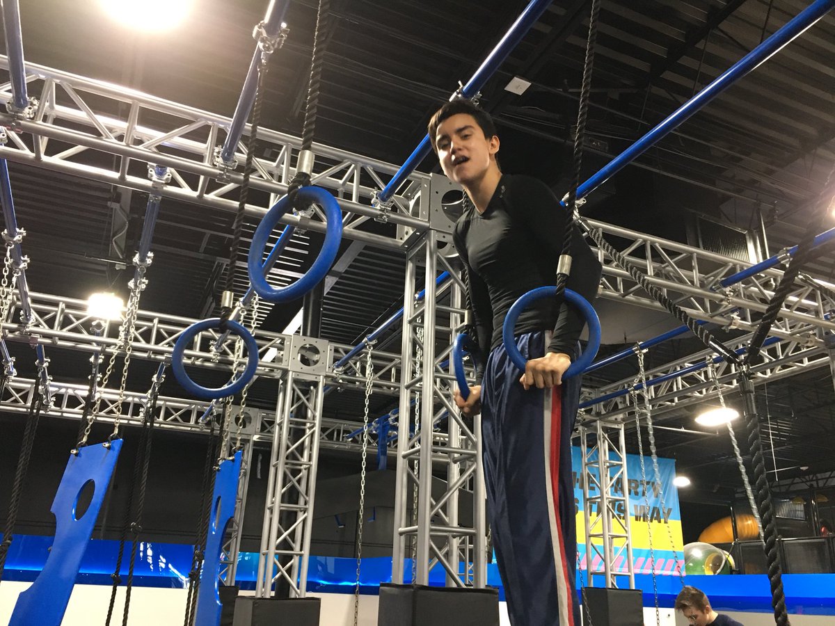 Spring break CrossFit training at House of air. <a href="/saginawhstx/">Saginaw High School</a>  <a href="/emsisdathletics/">EMS ISD Athletics</a> 

facebook.com/23238643013306…