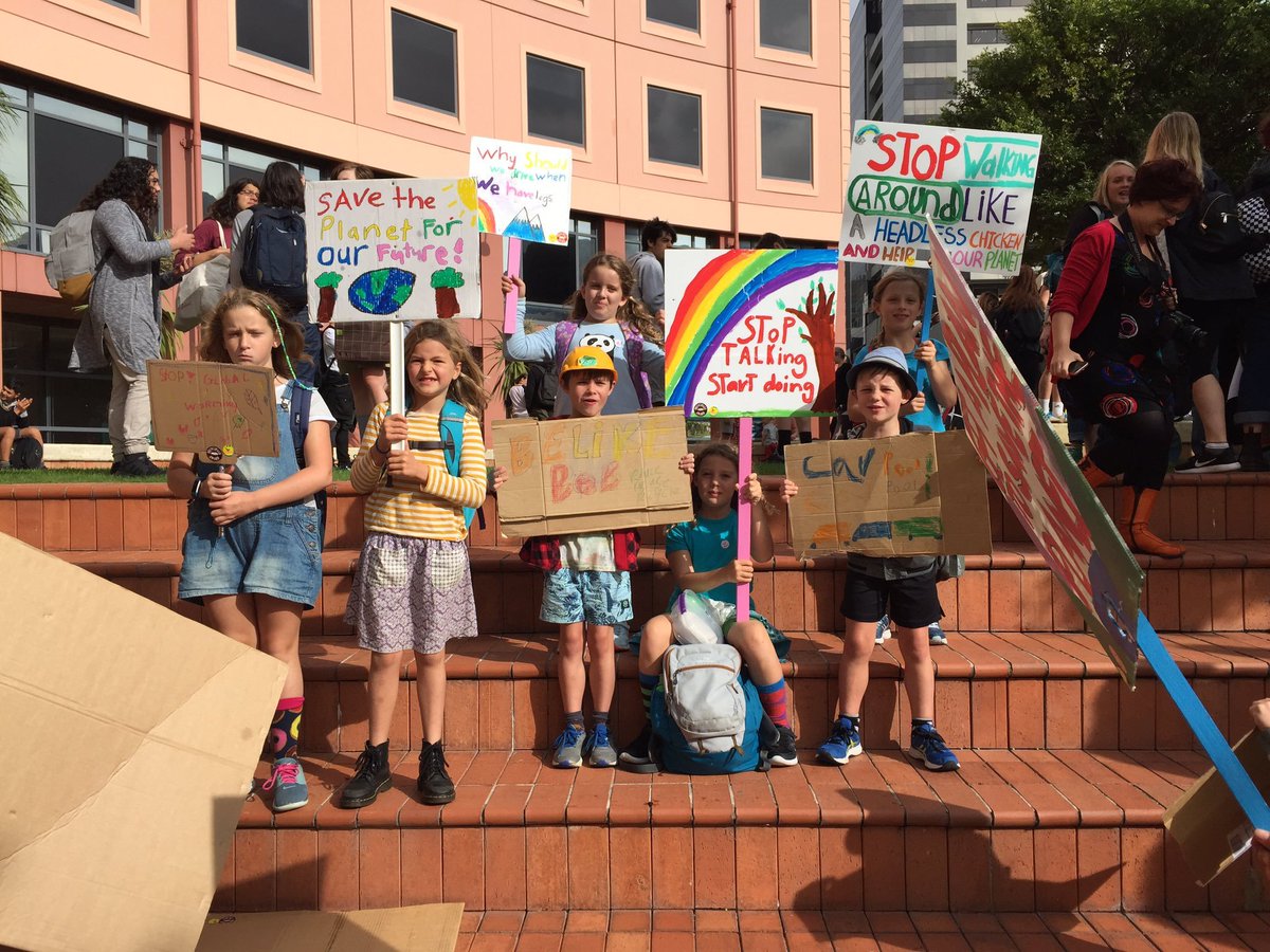 WgtnCC's tweet photo. These young people are awesome #SchoolStrike4Climate #ss4cnz #StrikeForClimate https://t.co/QWTw7hIOpA