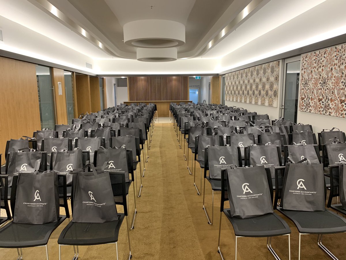 DIHubNT's tweet image. Looking forward to welcoming delegates to the @Chartered_Accts NT Forum today! #DarwinNT #boundlesspossible