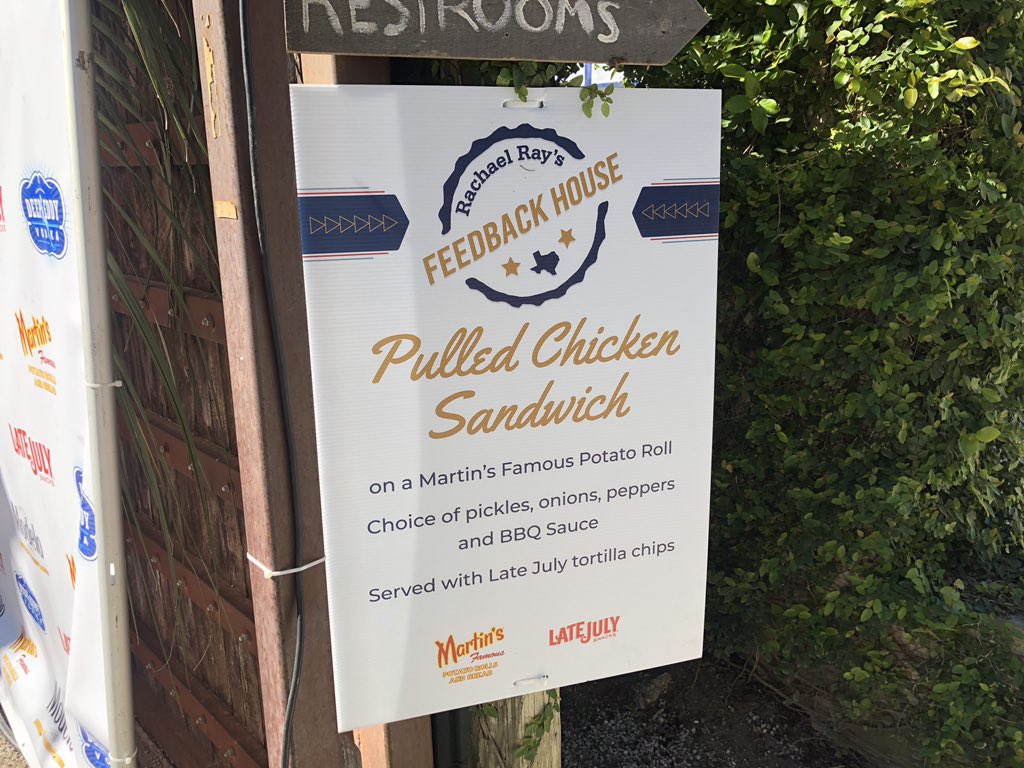 thefreenoms's tweet photo. Thanks to @TeamRachael for inviting me back to @Rachaelray Feedback House. If you got an invite there’s plenty of #SXnoms #Sxdrinks &amp; music to go around. #SXSW #RRFeedback https://t.co/7JBBJvHHiV