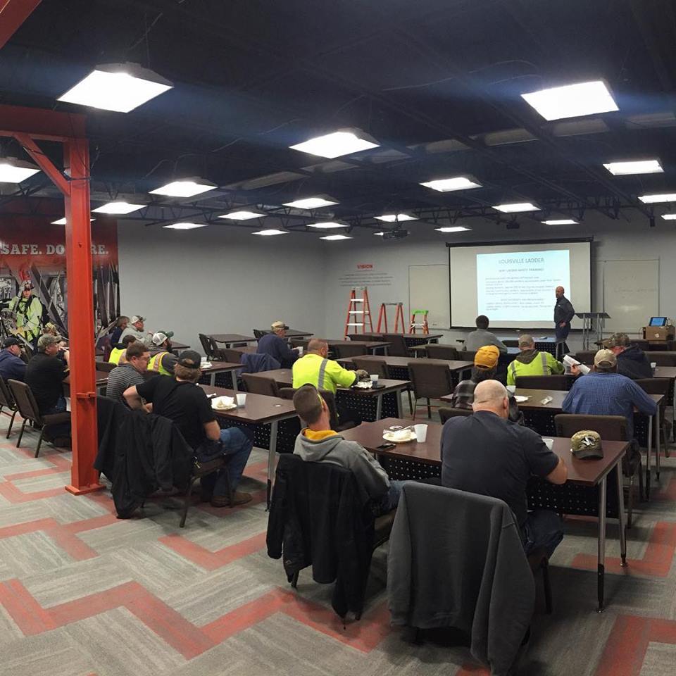 ColSafety's tweet photo. Big thanks to @LvilleLadder for the great presentation on ladder safety and awareness. Also, thanks to everyone who came out and those who tuned in to our first live stream! #BeSafeDoMore #ladder #safety https://t.co/9B3l6SETt7