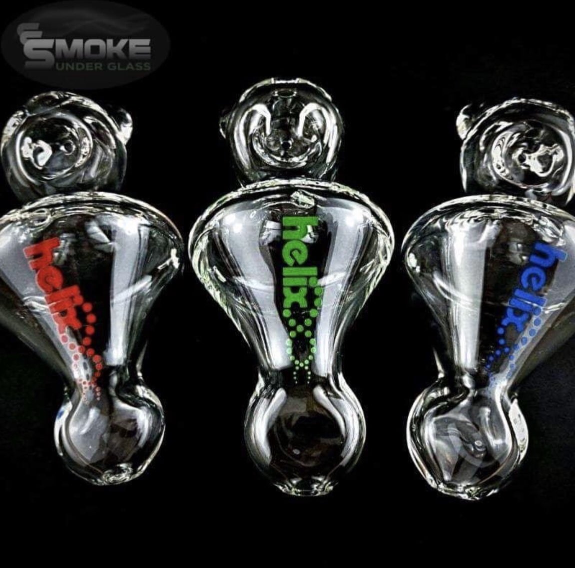#FridayFeeling hitting on the helix. 🧬 smokeunderglass.com/products/grav-… #anotherdayanotherpipe 
✌🏽💚😙💨 #Grav #gravlabs #helix #mini #weekendvibes #smokin #herb #budlove #smokeshop #bongs #pipes