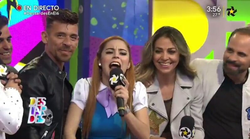AriiannaPR's tweet photo. @Fab90s en @DestardesMTY_ 🤗🤗🤗🤗🤗🤗🎤🎶🎤🎶👏👏👏👏👏 #Mty #LosNoventasEstánDeModa #PromoMty @lolore_alexa @roypizarro @LuigiBalestra @Rene_Ortiz https://t.co/0YFPBbL5Hs