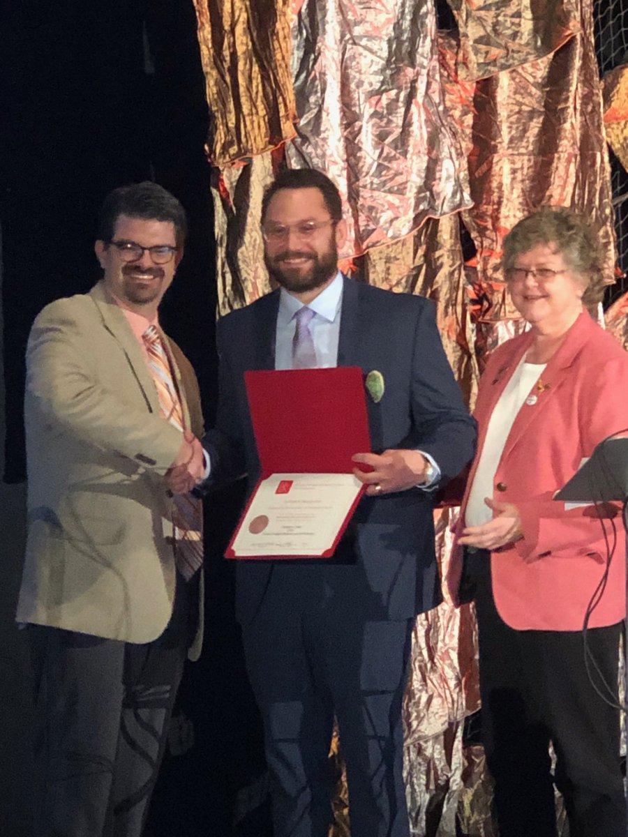 Sarah D. Neubold (@mrsneubold) on Twitter photo Congrats to <a href="/MDartED/">Maryland Art Ed Assn</a> art educator Ben Tellie who was recognized with Eastern Region Middle Level Award at #NAEA19 Congrats to <a href="/MDartED/">Maryland Art Ed Assn</a> art educator Ben Tellie who was recognized with Eastern Region Middle Level Award at #NAEA19