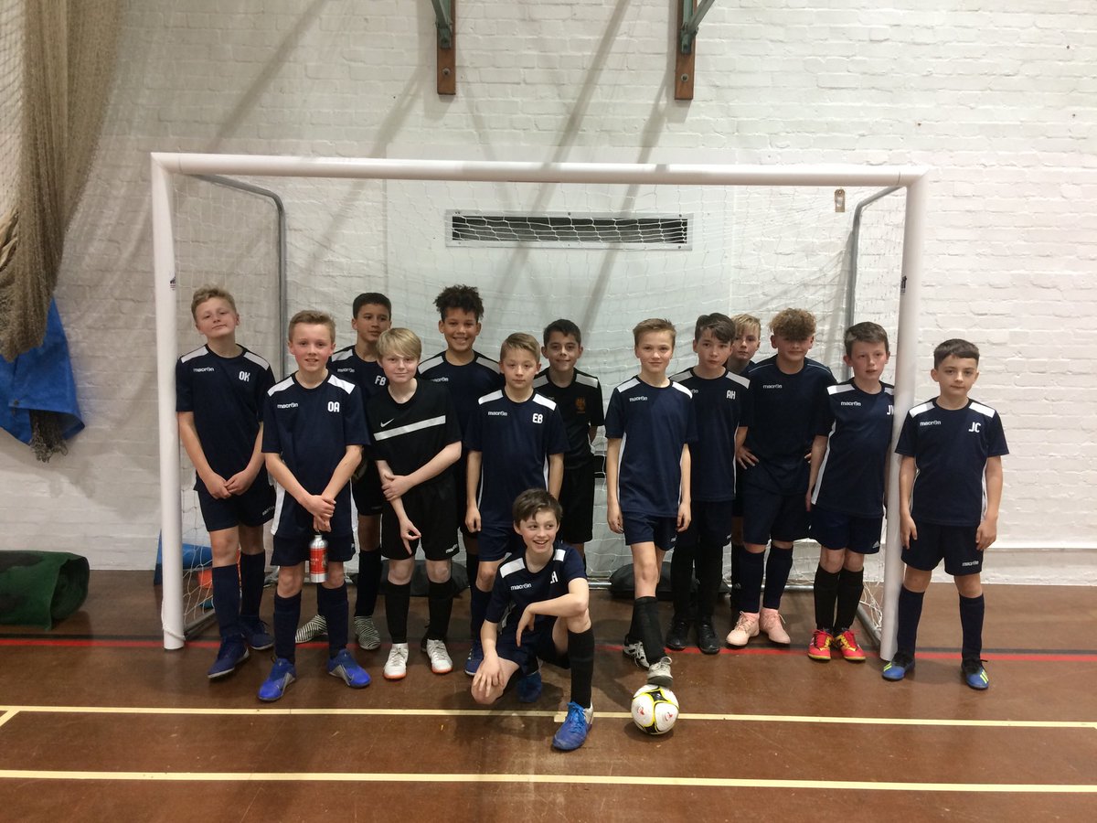HADC_Football's tweet photo. Absolute amazing night of #Futsal with our friends ⁦@2TouchFootball⁩ for our U7s-U10s andU11’s-U12’s with some of the younger ones playing their 1st ever https://t.co/xgxfg9BTWs to all coaches and parents for creating such a great environment for learning.Boys had a ball
⁦ https://t.co/abqPLHRuZa