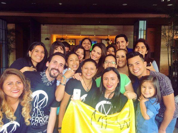 MPWEcuador's tweet photo. #MPWDay que bonito formar parte del #TeamMPW ..la culpable @MaiteOficial de muchas historias que contar @MaitePWorld #mimomentompw 😍😍😍😍 https://t.co/1R0FJrfLaj