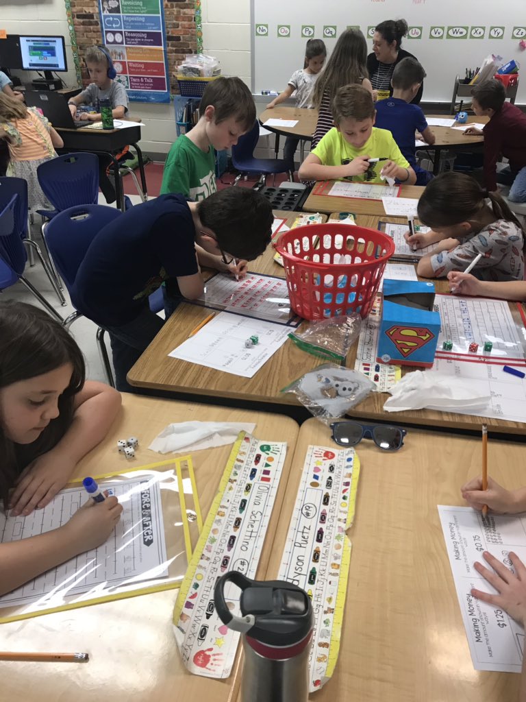 kbender715's tweet image. Place value stations and practice counting real money in 2nd grade today! @tabitha_white @WPESPrincipal @CCPS_MathK5 #oneCCPS
