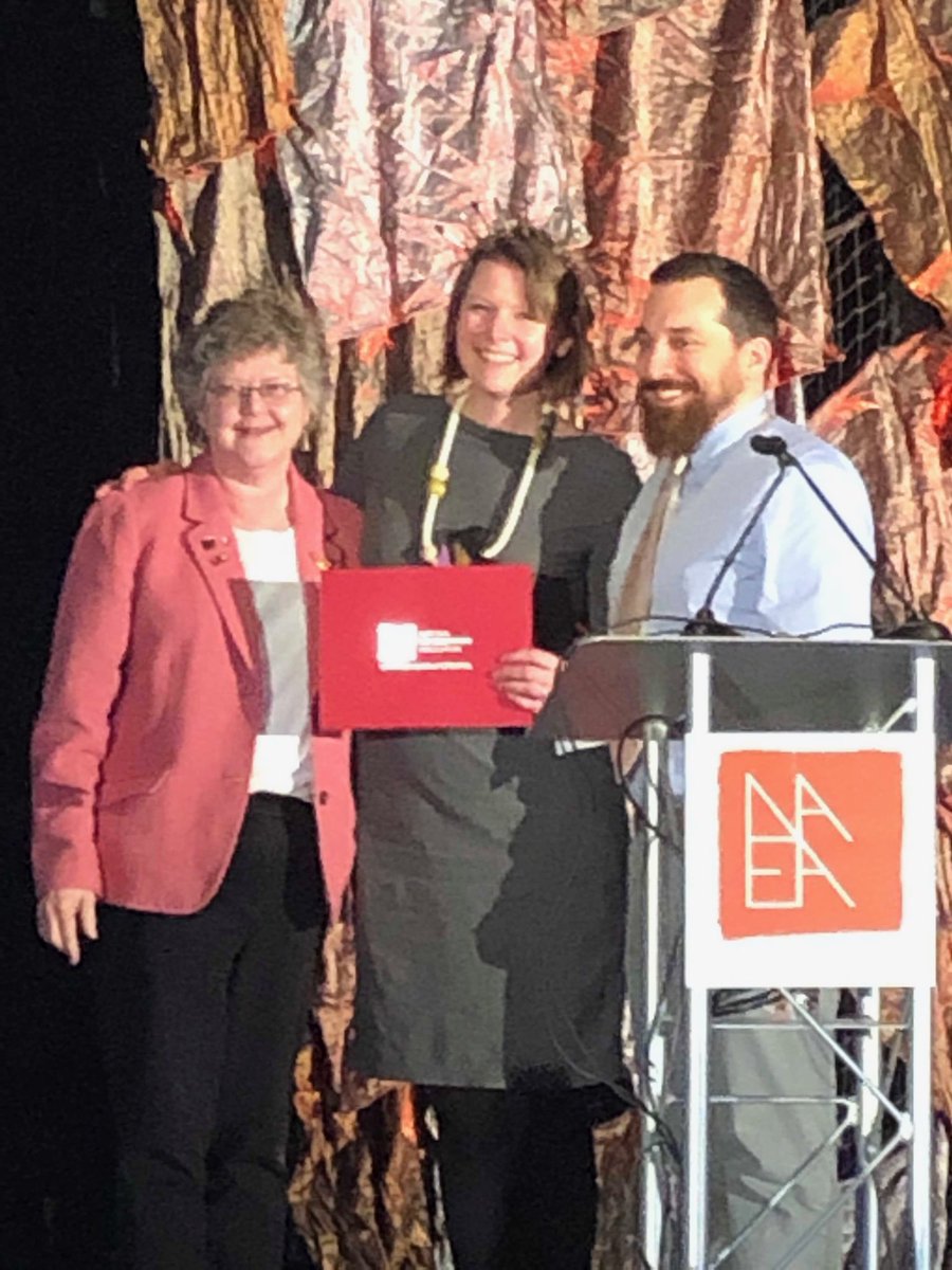 Sarah D. Neubold (@mrsneubold) on Twitter photo Congrats to <a href="/MDartED/">Maryland Art Ed Assn</a> art educator Rachel Valsing <a href="/TowsonHSart/">Lindsay Miller</a> ! She was recognized with Eastern Region Secondary Award at #NAEA19 Congrats to <a href="/MDartED/">Maryland Art Ed Assn</a> art educator Rachel Valsing <a href="/TowsonHSart/">Lindsay Miller</a> ! She was recognized with Eastern Region Secondary Award at #NAEA19