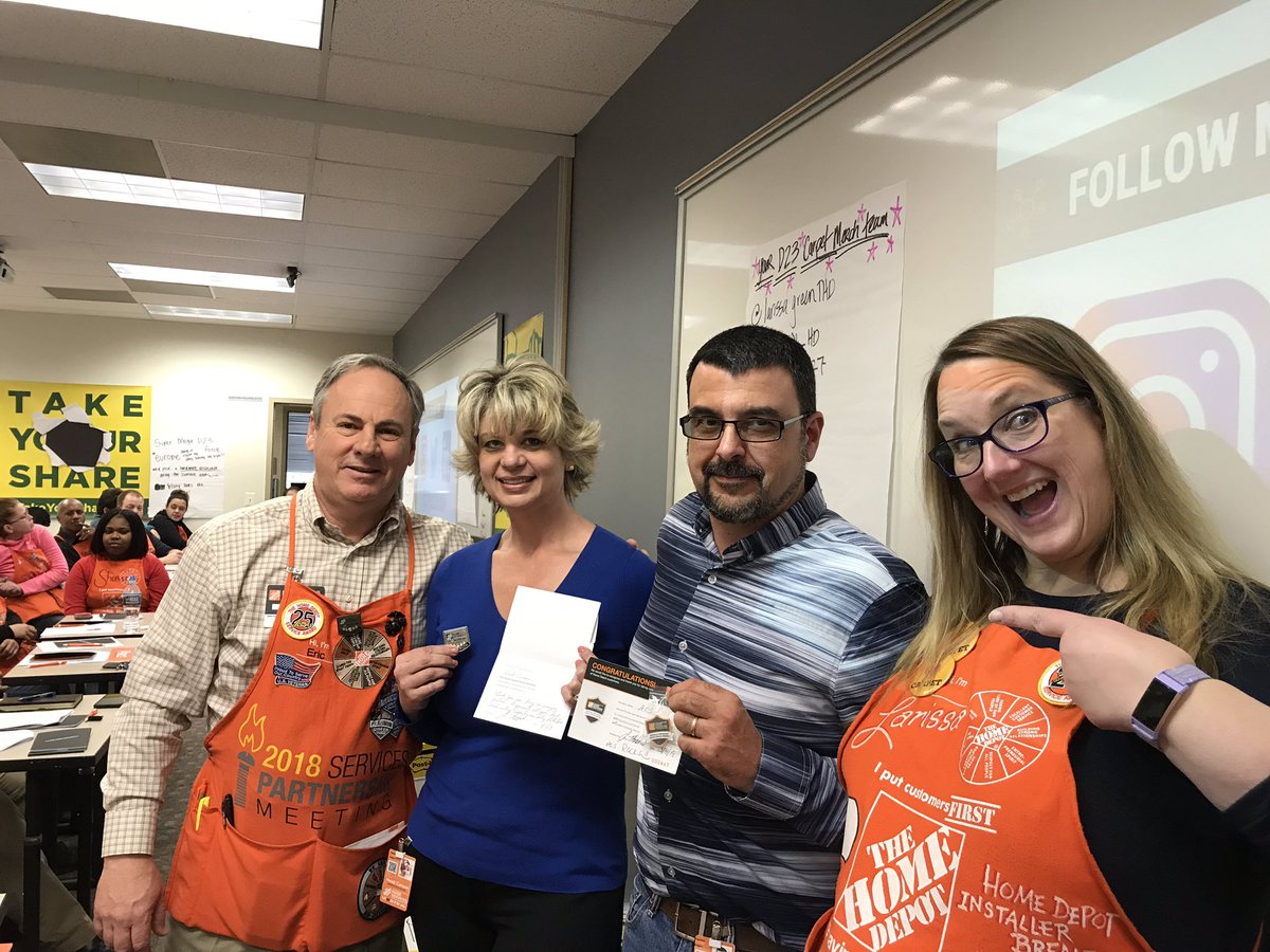 My SUPERST🤩R ACS Team!  Truly the ‘Say Yes’ company! Thank you 4the incredible support for #takeyourshare23 Selling Skills Training! ⭐️🧡🙌🏻⭐️