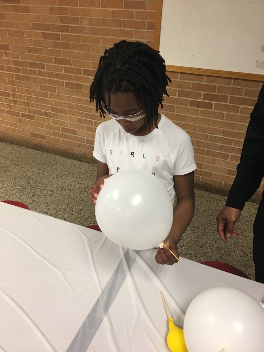 JEShepardMiddle's tweet photo. Can you put a skewer through a balloon? We can! Family STEM night #SMSGrowthSuccessNothingLess #WeAreDPS https://t.co/cw0eoxgqVq