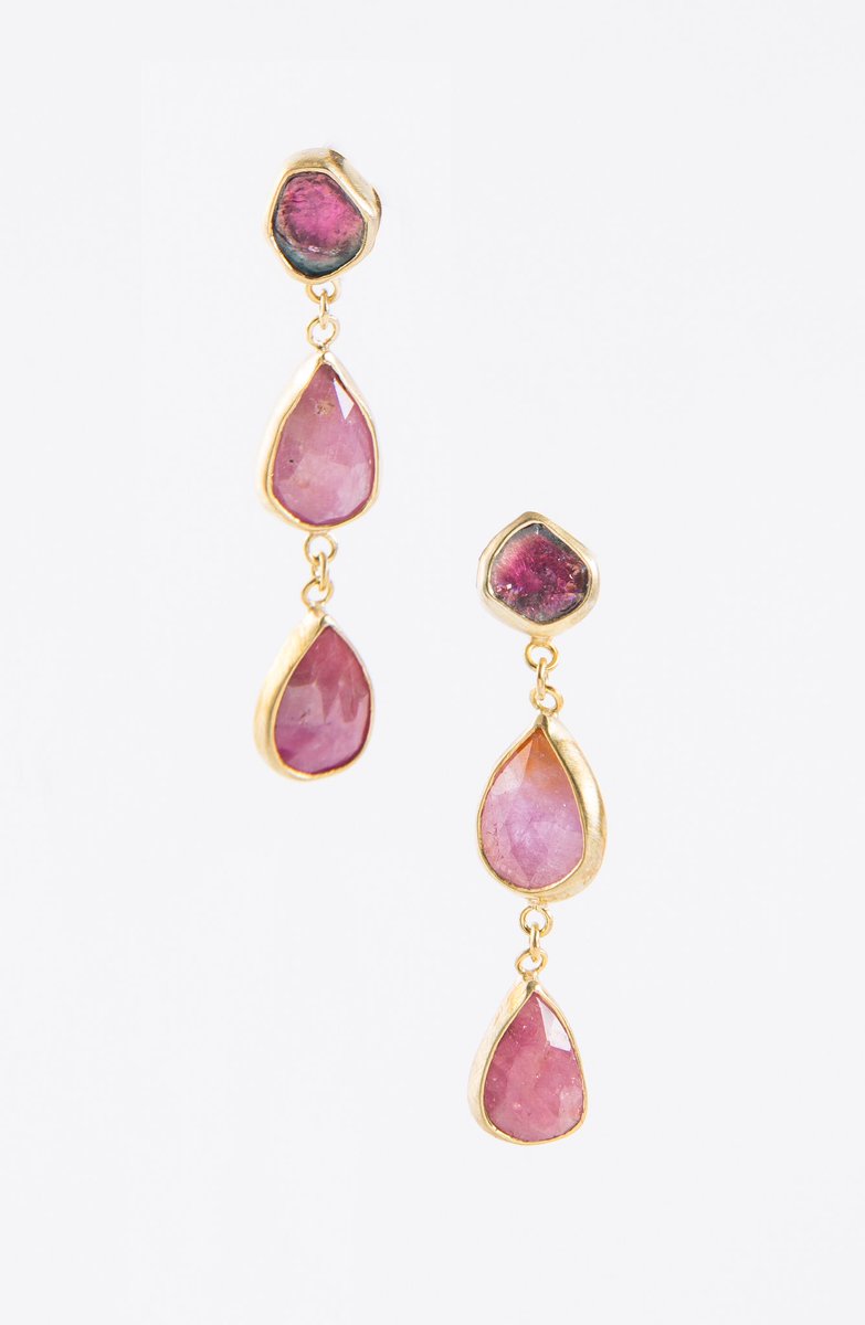 Pink sapphire tear drops and tourmaline in gold 🌸💓🌸 #earrings #pinktourmaline