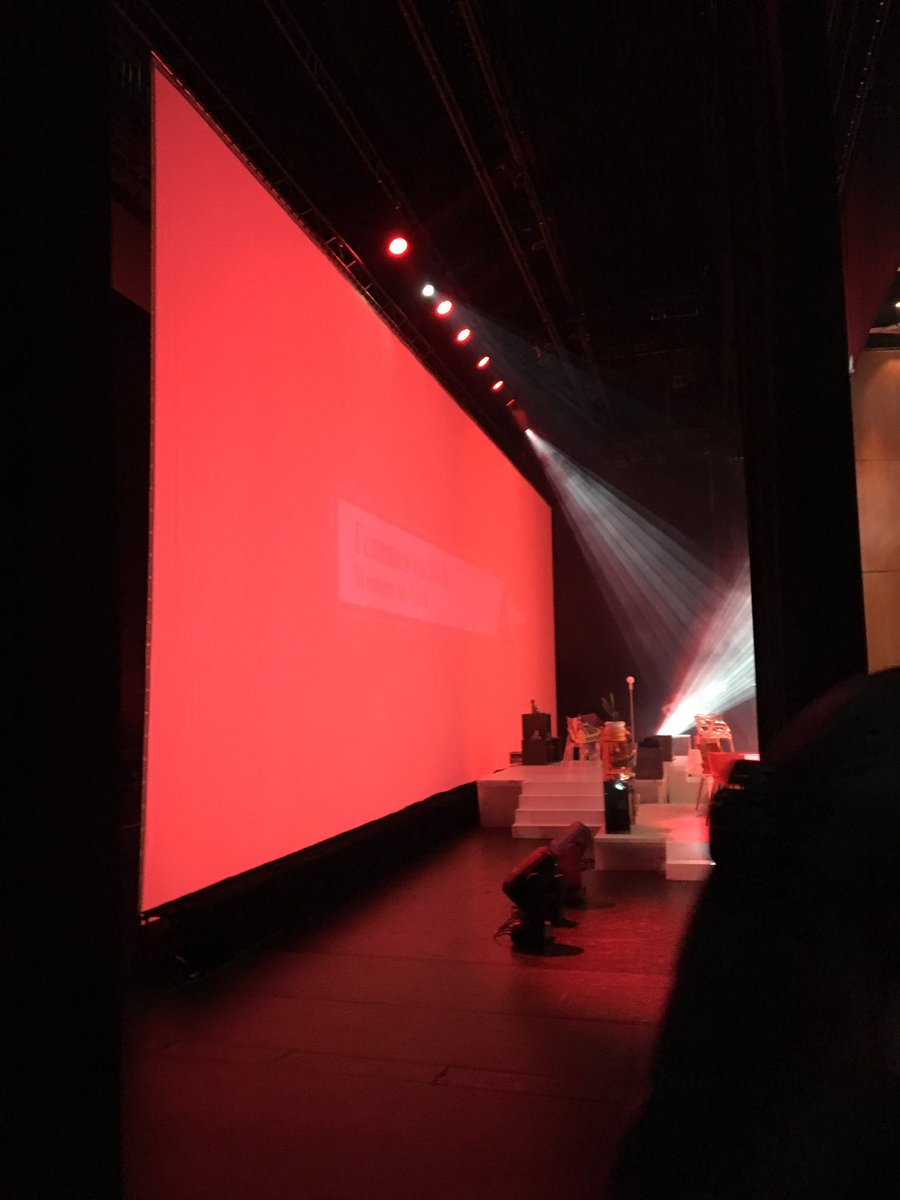amira_bridgr's tweet photo. Ce soir je reprends mon rôle d’ambassadrice #womenintech  @cproulx_softdev  @julietoussaint et moi sommes prêtes ! @chambremontreal @UbisoftMTL #LeadersBellCCMM #FemmesenTech https://t.co/4pzKwsUDMN