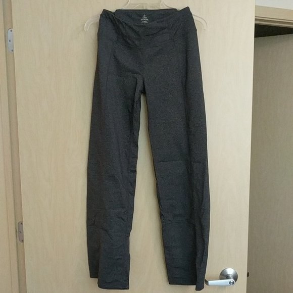 EasyTigerShop's tweet image. So good I had to share! Check out all the items I'm loving on @Poshmarkapp #poshmark #fashion #style #shopmycloset #patagonia #prana: posh.mk/KKt4X5TSYU