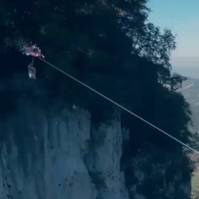 Supersingularit's tweet photo. Wooohooo this is my kind of fun 👊😁😎🔥
🎥: @redbull
Follow 👉 @supersingularity for more... https://t.co/fGL2gQMccE https://t.co/QyelvOYjIT