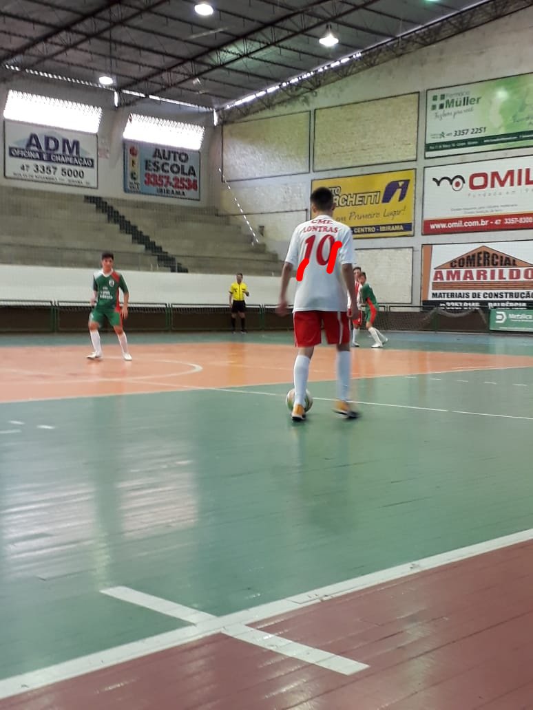 CMBTEAM's tweet photo. Com uma qualidade incrível em seus dribles diferenciados, Uélito promete ser um bom reforço para a equipe, ele garante show de pedaladas e lambretas para cima dos adversários... Vestindo a 19, Uélito já está treinando com os parceiros de time! https://t.co/HvjpRDcFM0