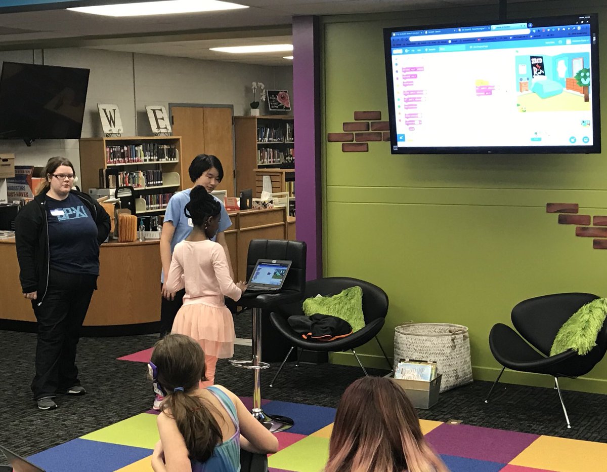 LSGirlsWhoCode's tweet image. We loved meeting the Westview wildcat girls at our pop-up event today!  We hope to see you at our first Girls Who Code Elementary Club meeting @STAexcels Sat 3/30 10-11am.  #girlscodetheworld @LSR7 @lstigers @lsnbroncos @lswhstitans @DaveBoulden1 @GirlsWhoCode
